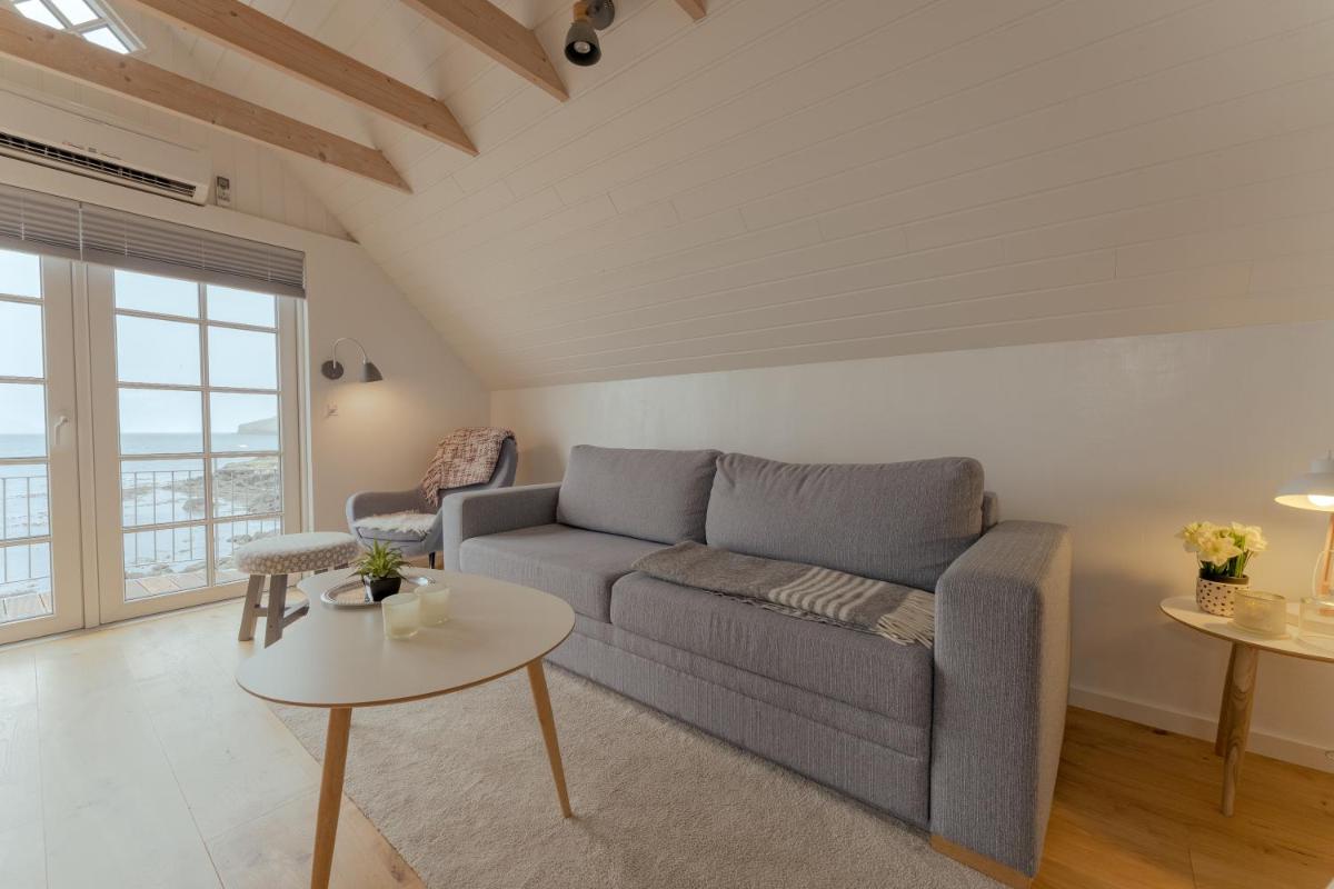 Suitetrails - Unique boathouse by the foreshore / Sea view