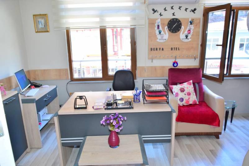 Derya Otel - Housity
