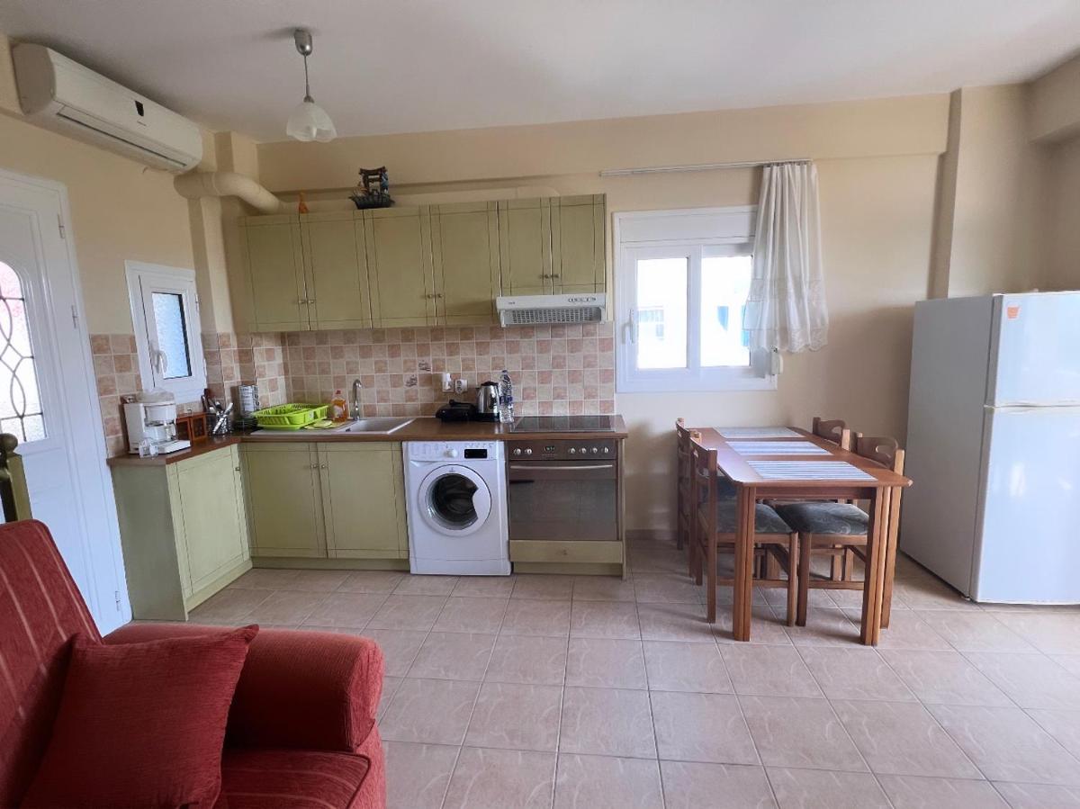 Maisonette sea view , Finikounda - Housity
