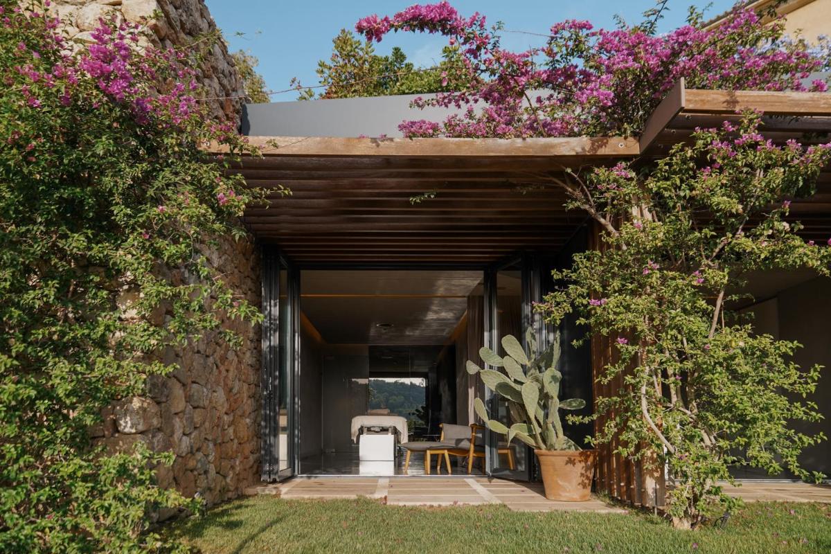 Jardín al aire libre en Son Brull Hotel & Spa