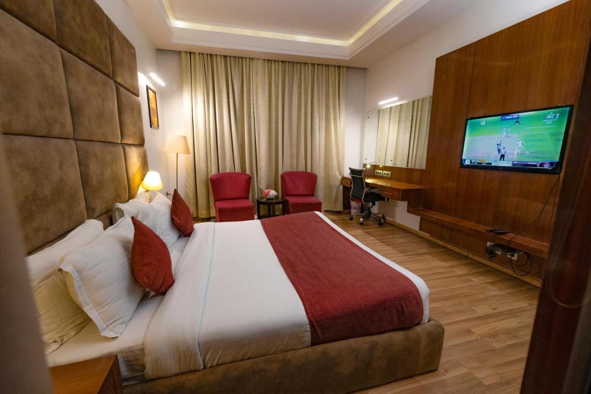 Hotel Millennium Inn, Prayagraj - Housity