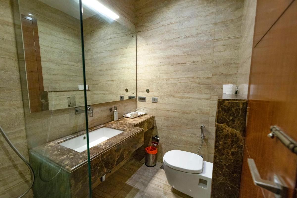 Hotel Millennium Inn, Prayagraj - Housity
