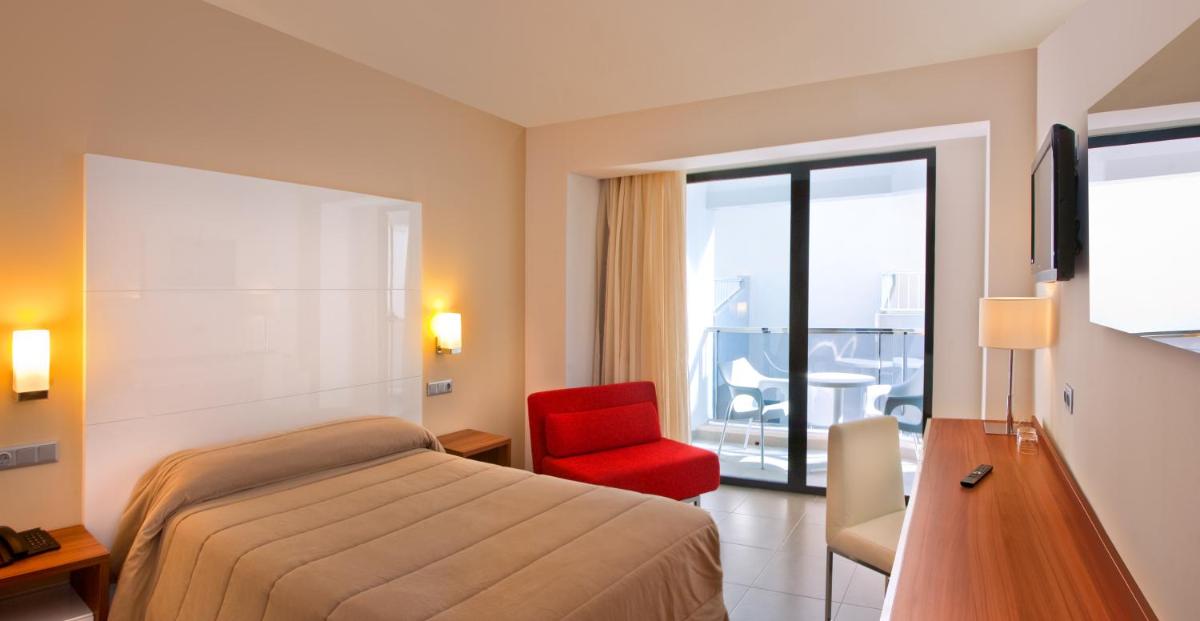 Zona de estar de Hotel RH Portocristo & Wellness