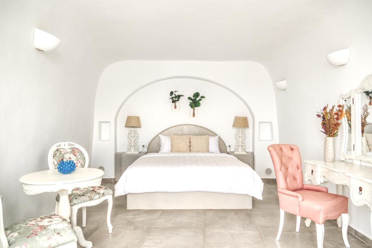 Aris Caves - Housity