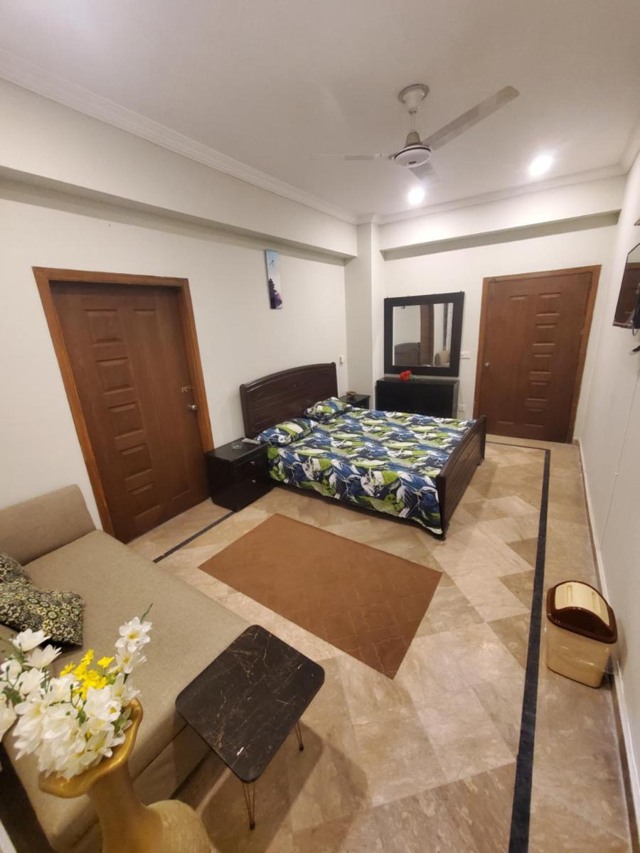 Suitetrails - Studio Apartment - Main Margalla Road