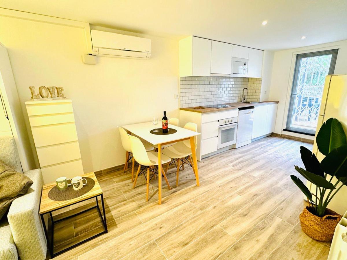 Lovely Apartment in Sagaró Center with Garden, AACC & WI-FI - Couples & Small Families - Housity