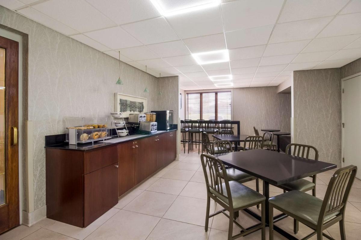 Best Western Lock Haven - Housity