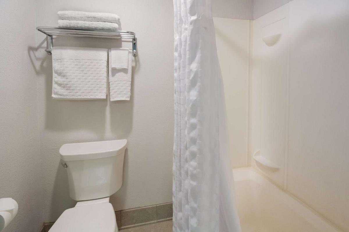 Best Western Lock Haven - Housity