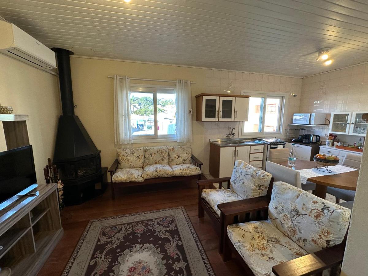 Apartamento 2 Quartos até 5 pessoas - Gramado - Housity