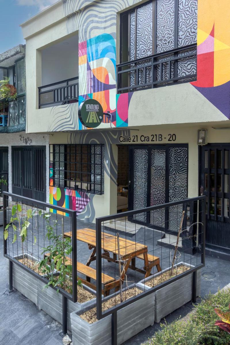 Ventiuna Hotel y Coliving - Housity