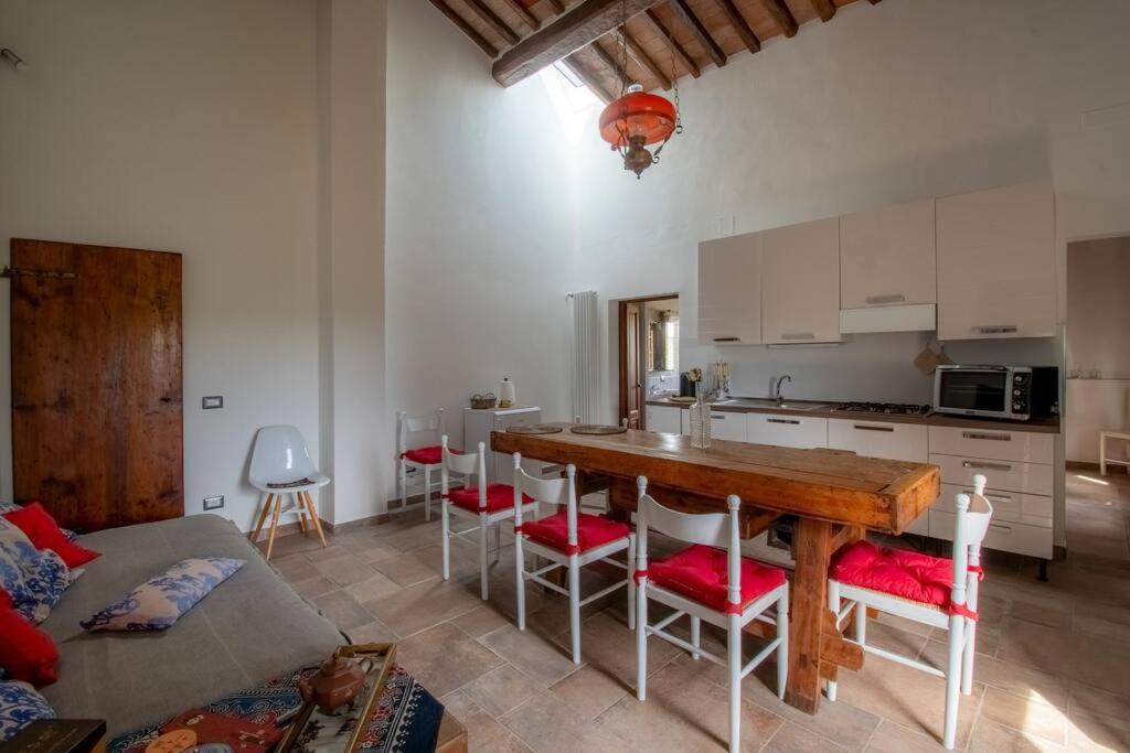 Appartamento con vista panoramica in Chianti - Housity