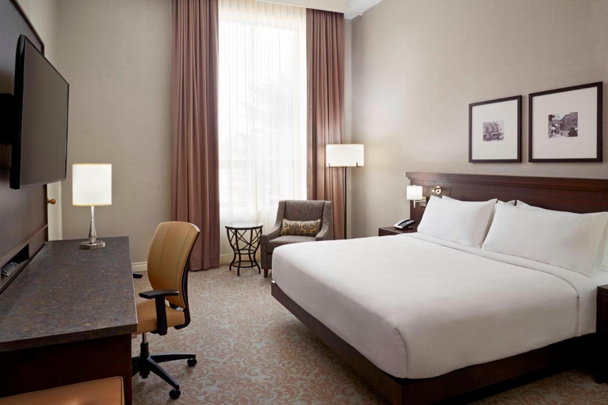 Delta Hotels by Marriott London Armouries - Housity