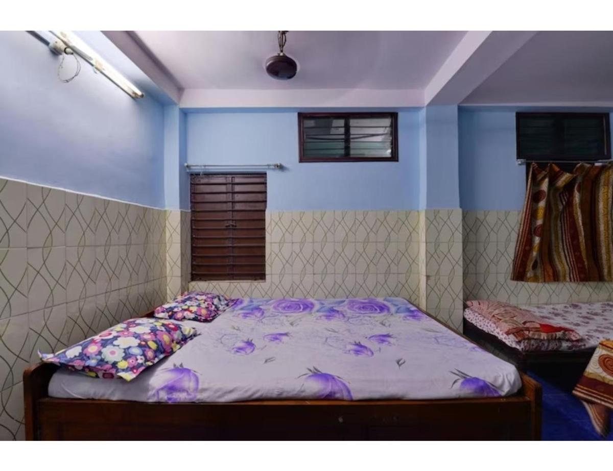 Alankar Lodge, Karagpur - Housity