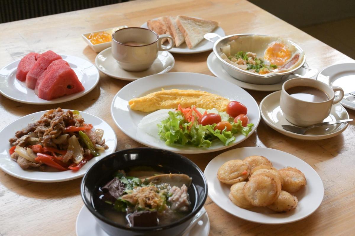 Rattana Park Hotel - Housity