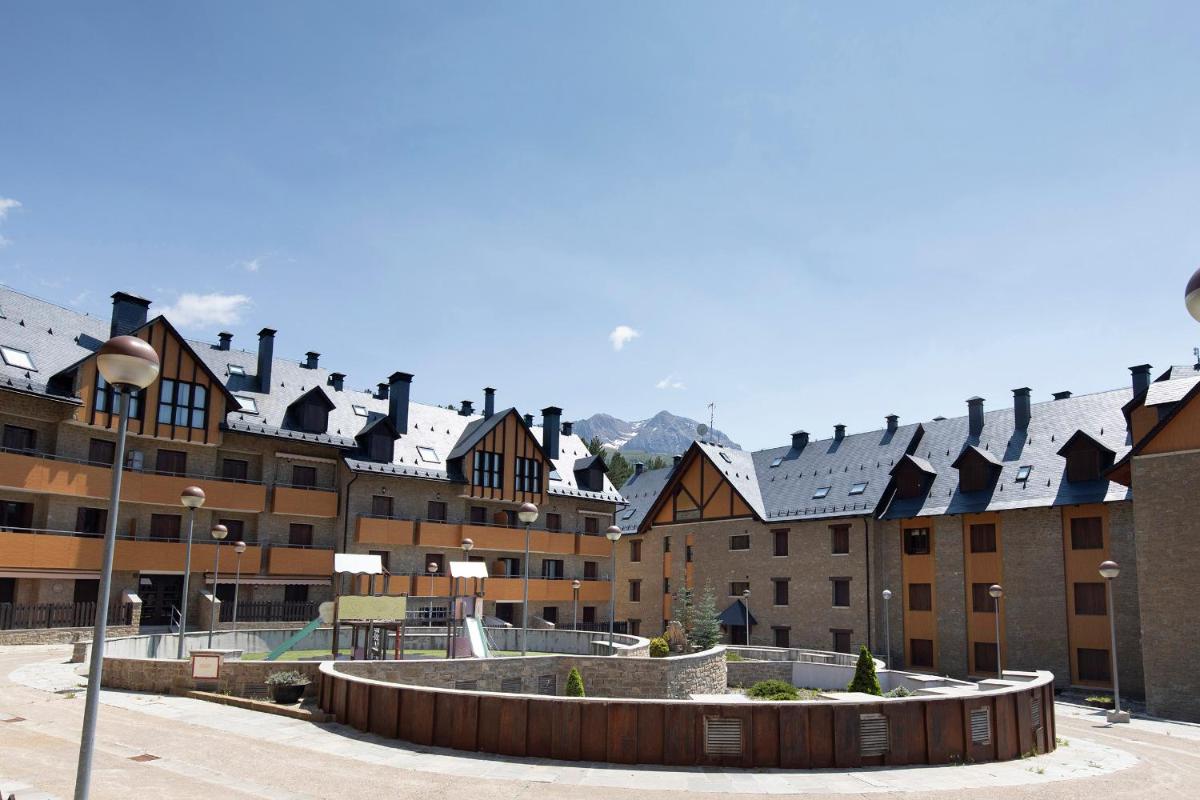 Cota de la Marmota by BeValle - Housity