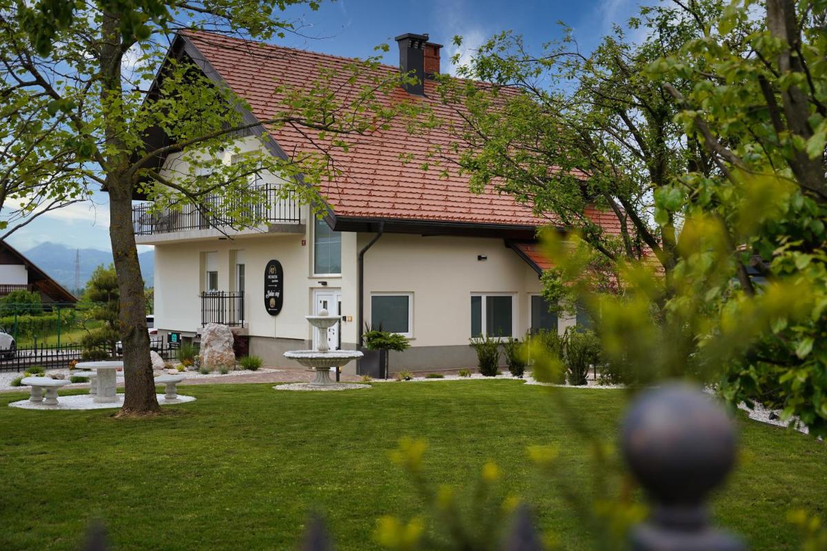 47 Heaven Luxury House - Housity