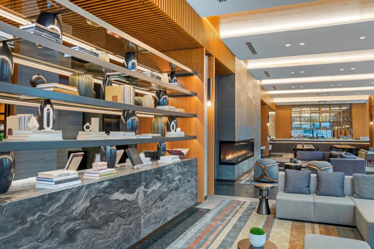 AC Hotel by Marriott Washington DC Convention Center - Housity
