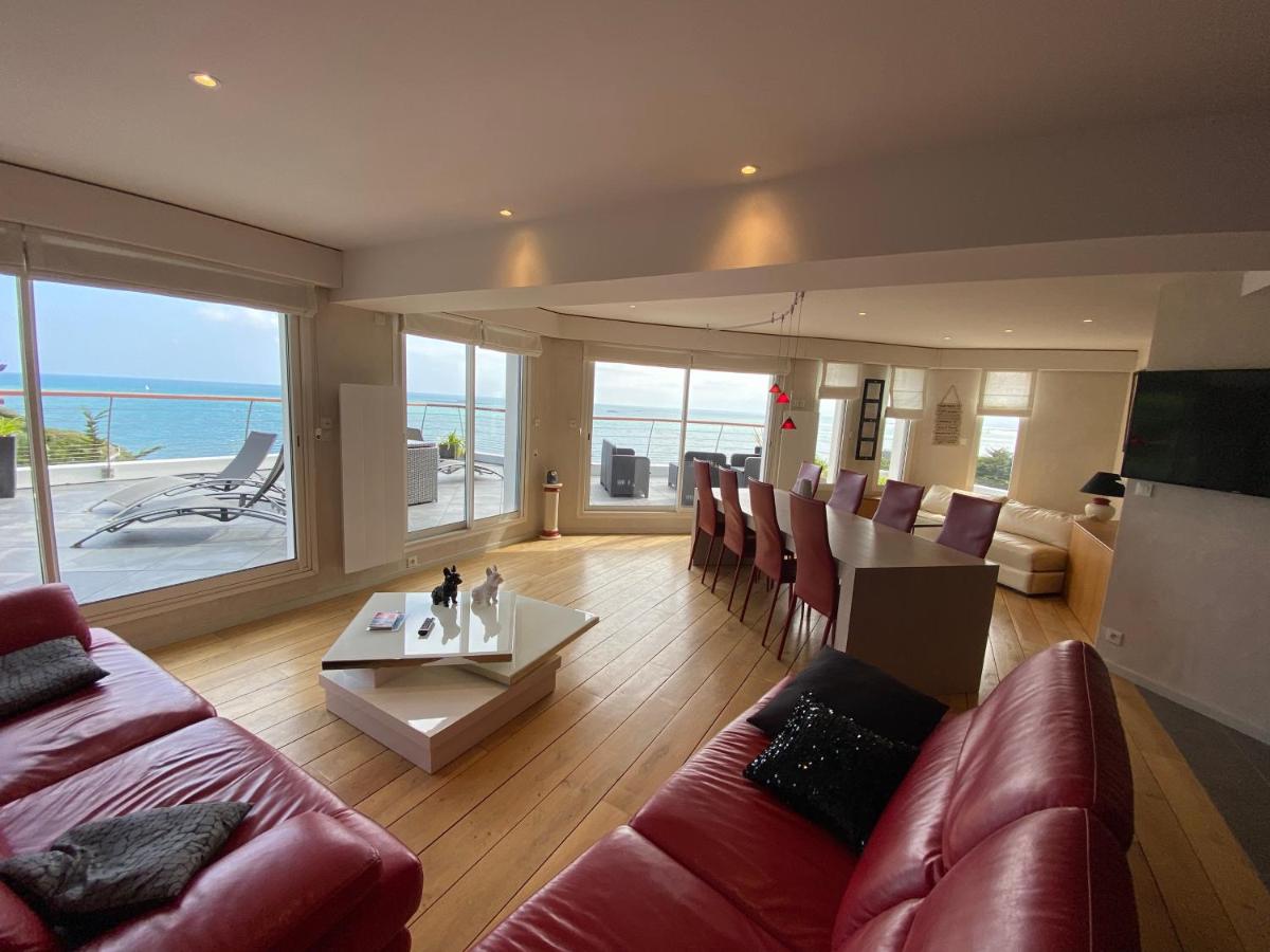 L'Exception Terrasse Vue Mer Haut de Gamme - Housity