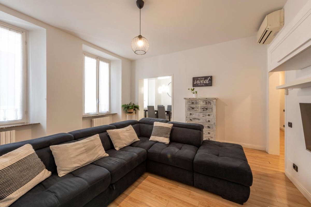 Boutique Apartment Porta Duomo, close to the lake! - Housity