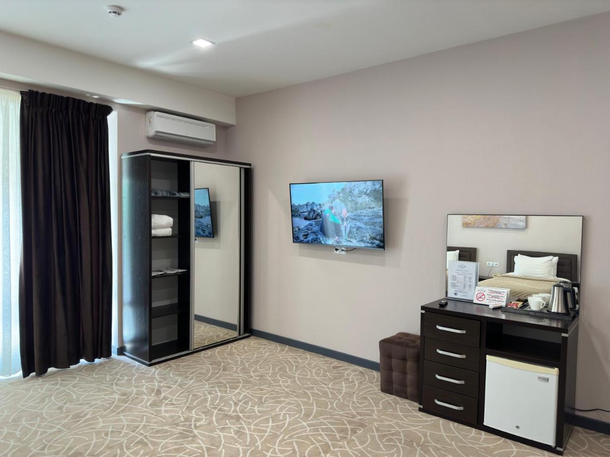 Suitetrails - Astor Hotel
