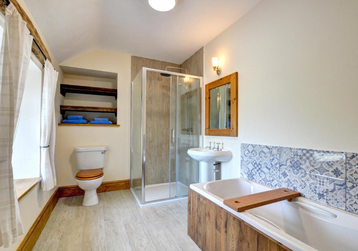 Ffermdy Caernarfon - Housity