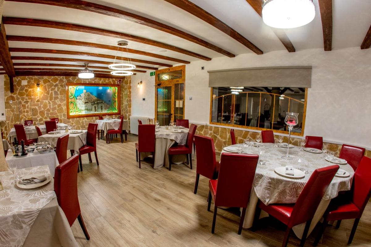 Un restaurante o sitio para comer en Artmonia
