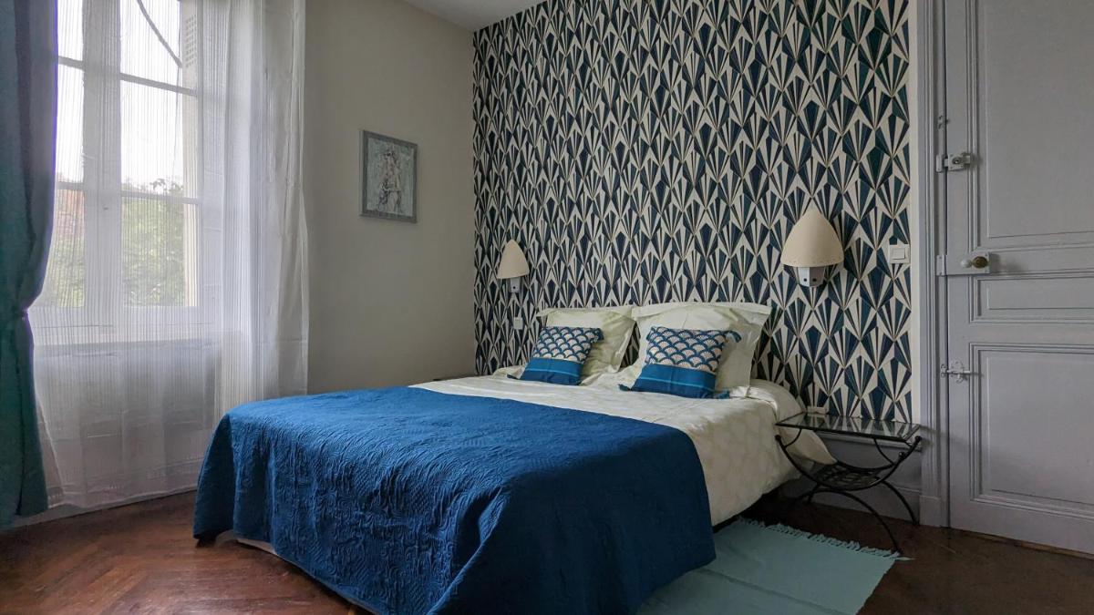 Le Jardin des Lys - Chambre d'hôte ou Appartement - Housity