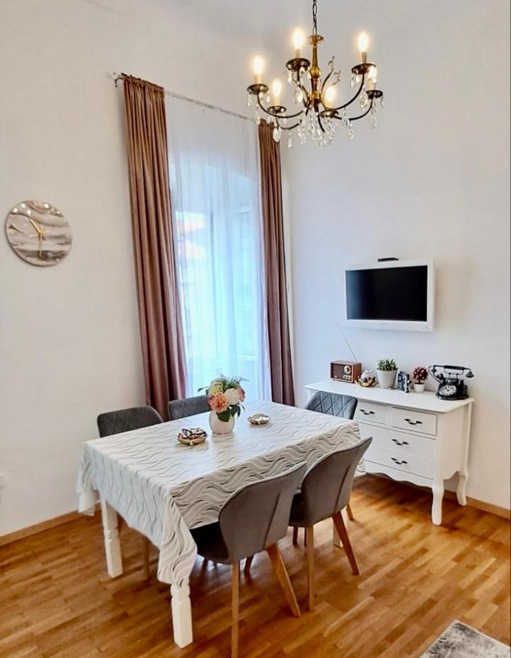 Apartment Kamino Old Town - Housity
