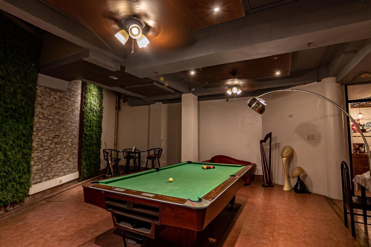 Kiwi Hotel - Hizvo
