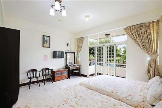 Plum Inn 1 - Housity