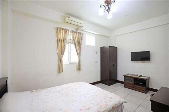 Plum Inn 1 - Housity