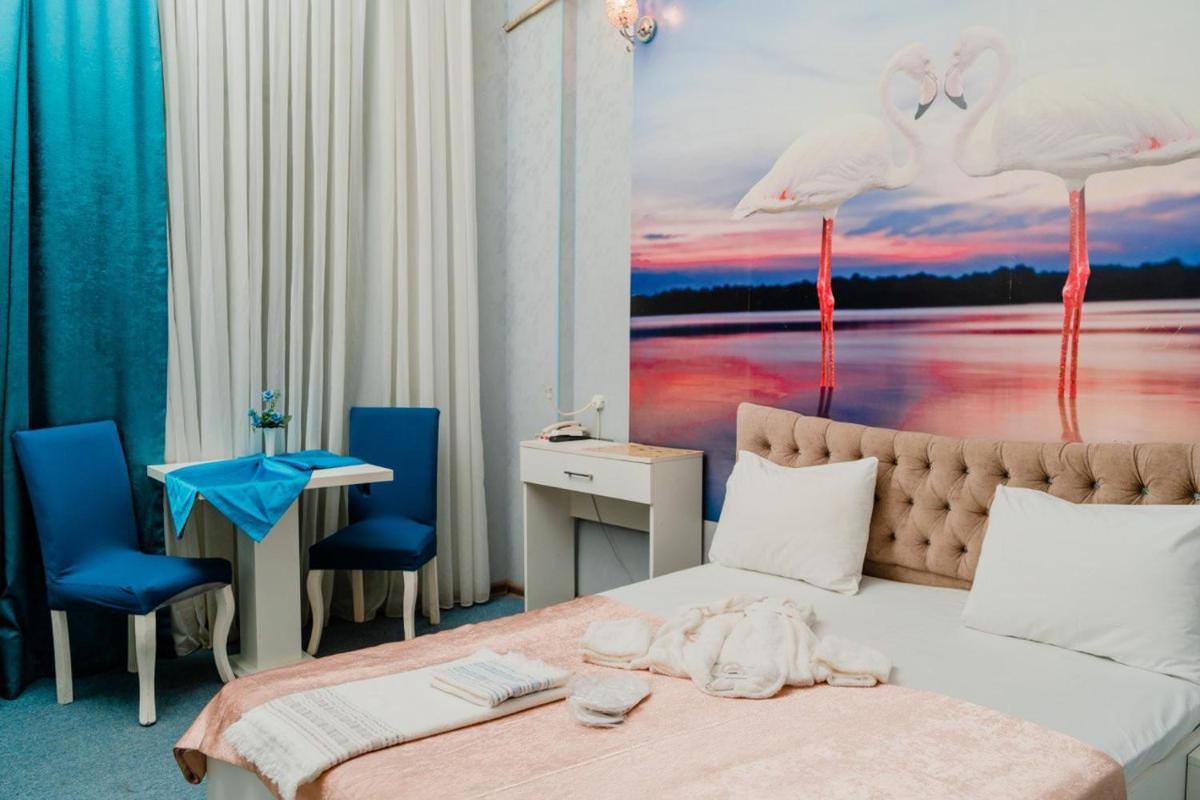 Best Center Hotel - Housity