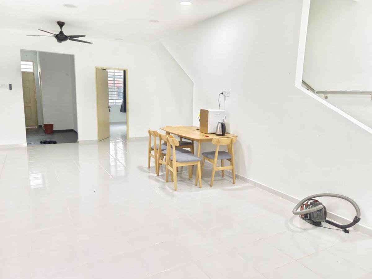 HOMESTAY MYROKMA - Housity