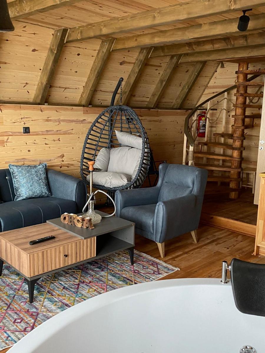 Orca Bungalows - Housity