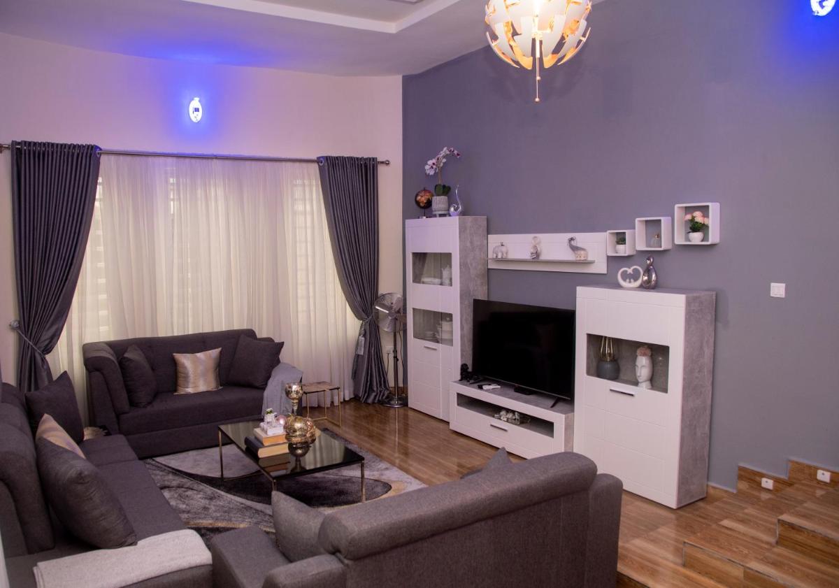 Suitetrails - Friends and Family Apartment