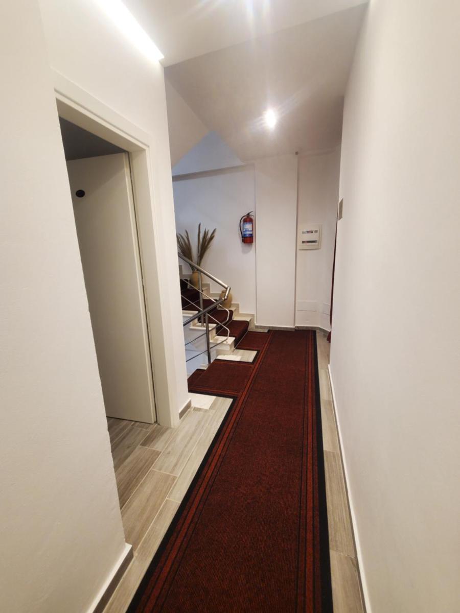 BS hotel - Housity