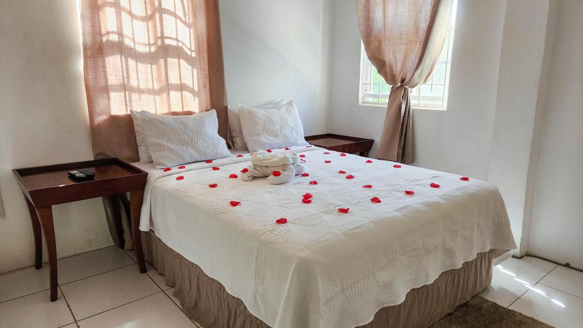 Caribbean Dream Vacation Property CD2 - Housity
