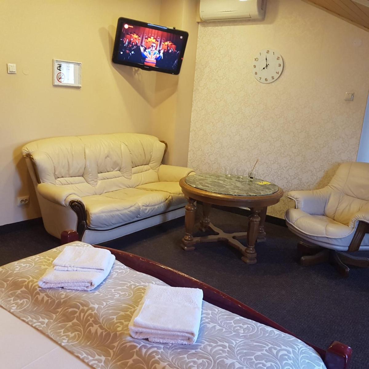 Maza Kalna 27 - Housity