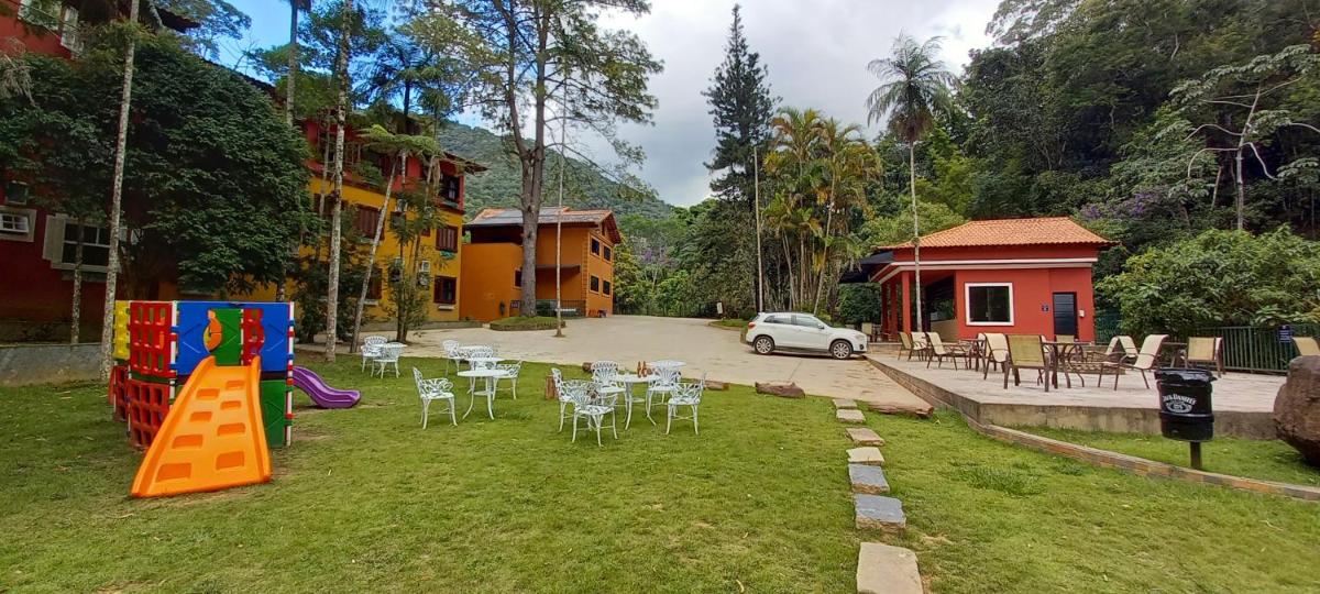 Quarto no Hotel Vila Suíça 1818 - Housity