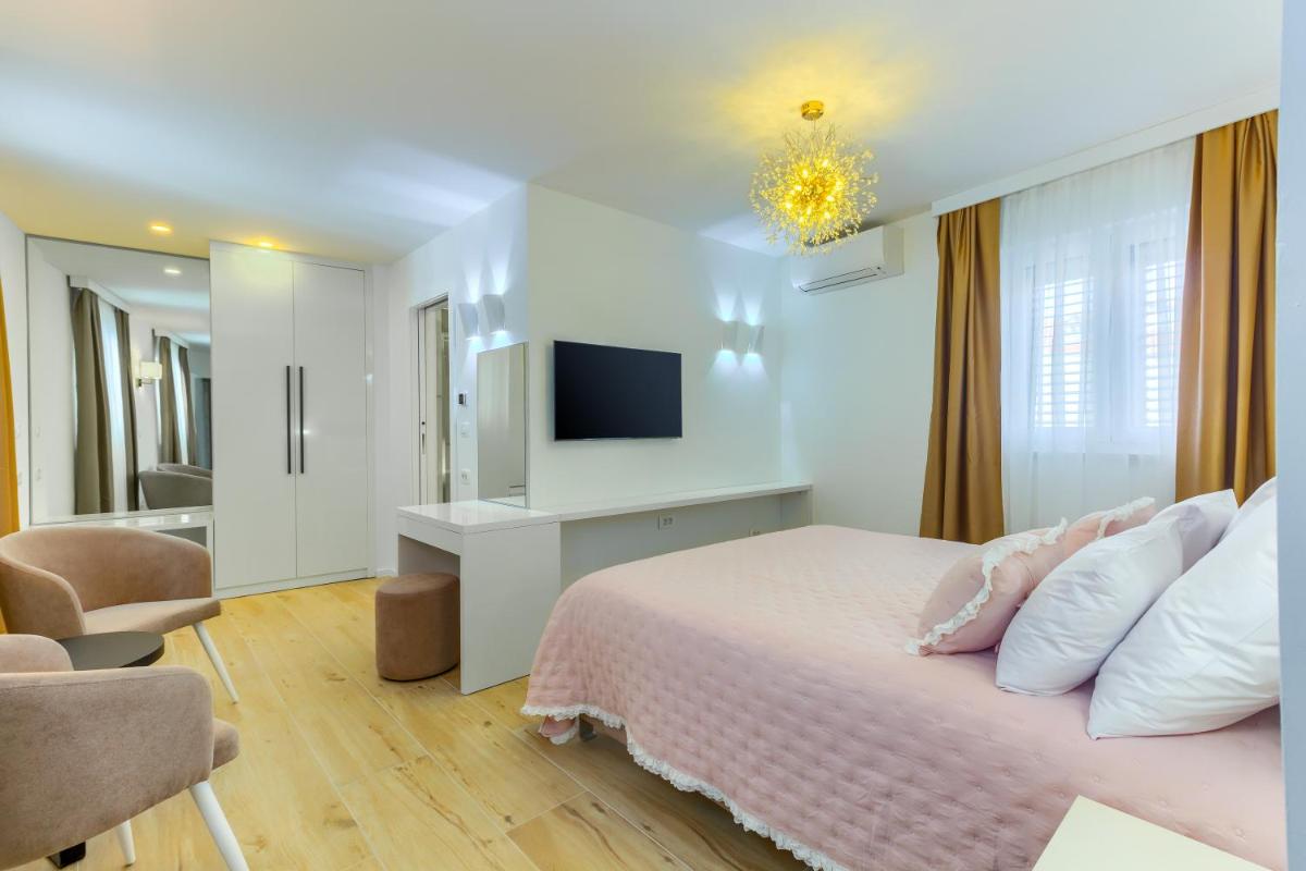 Suitetrails - Irini Luxury Rooms