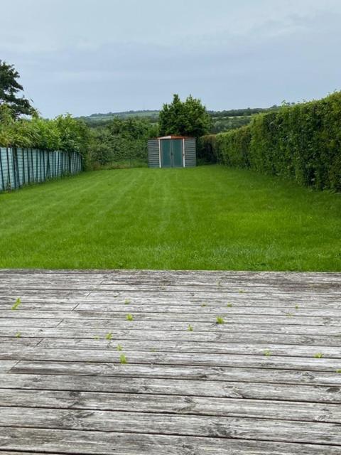 Maison de village avec jardin 15mn des plages, wifi, 2 chambres, jardin - Housity