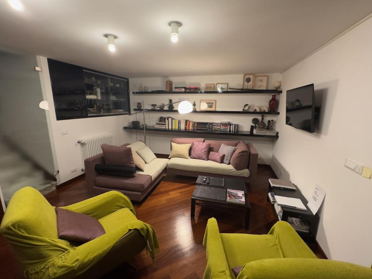 Villa Mezzacollina - Housity