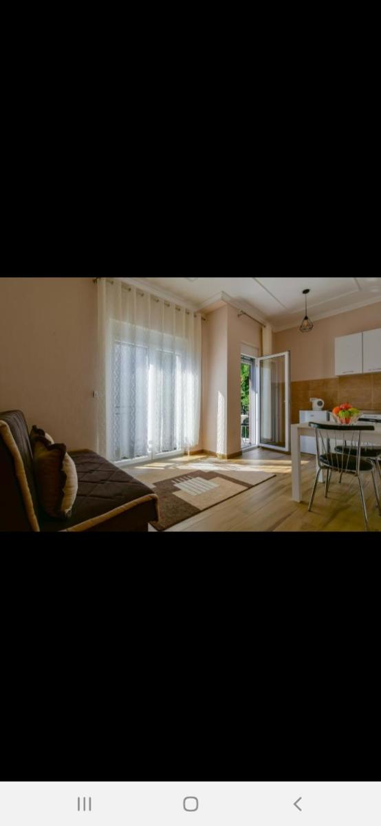 Apartments Hillside - Housity