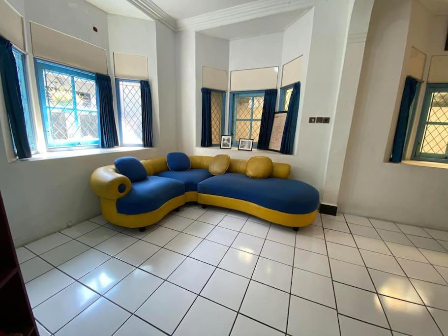 Singgah Macanan - Housity