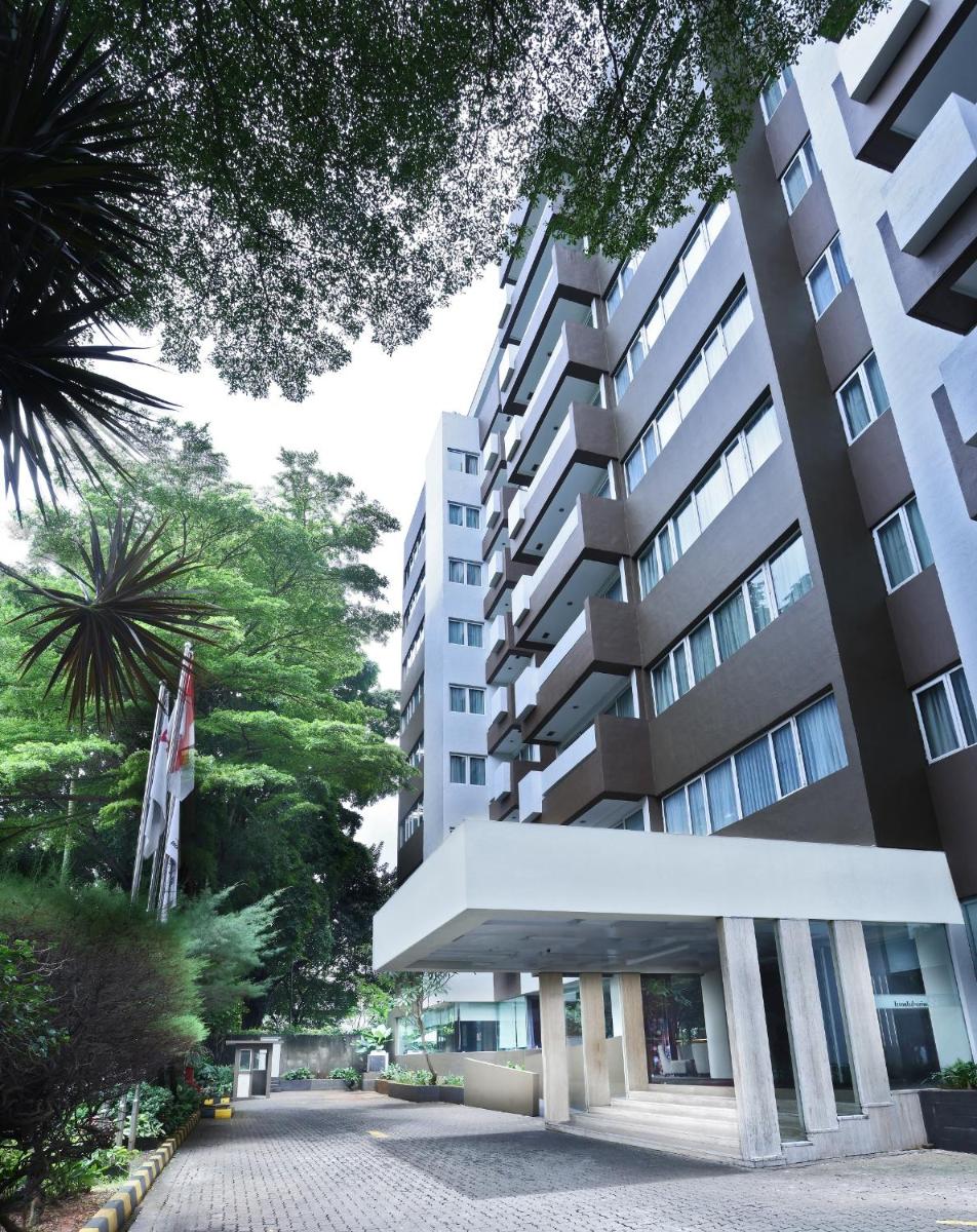 Swiss-Belhotel Pondok Indah - Housity