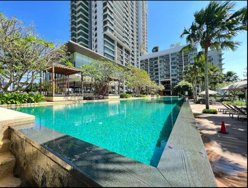 Suitetrails - Iskandar Residences 3 Bedroom