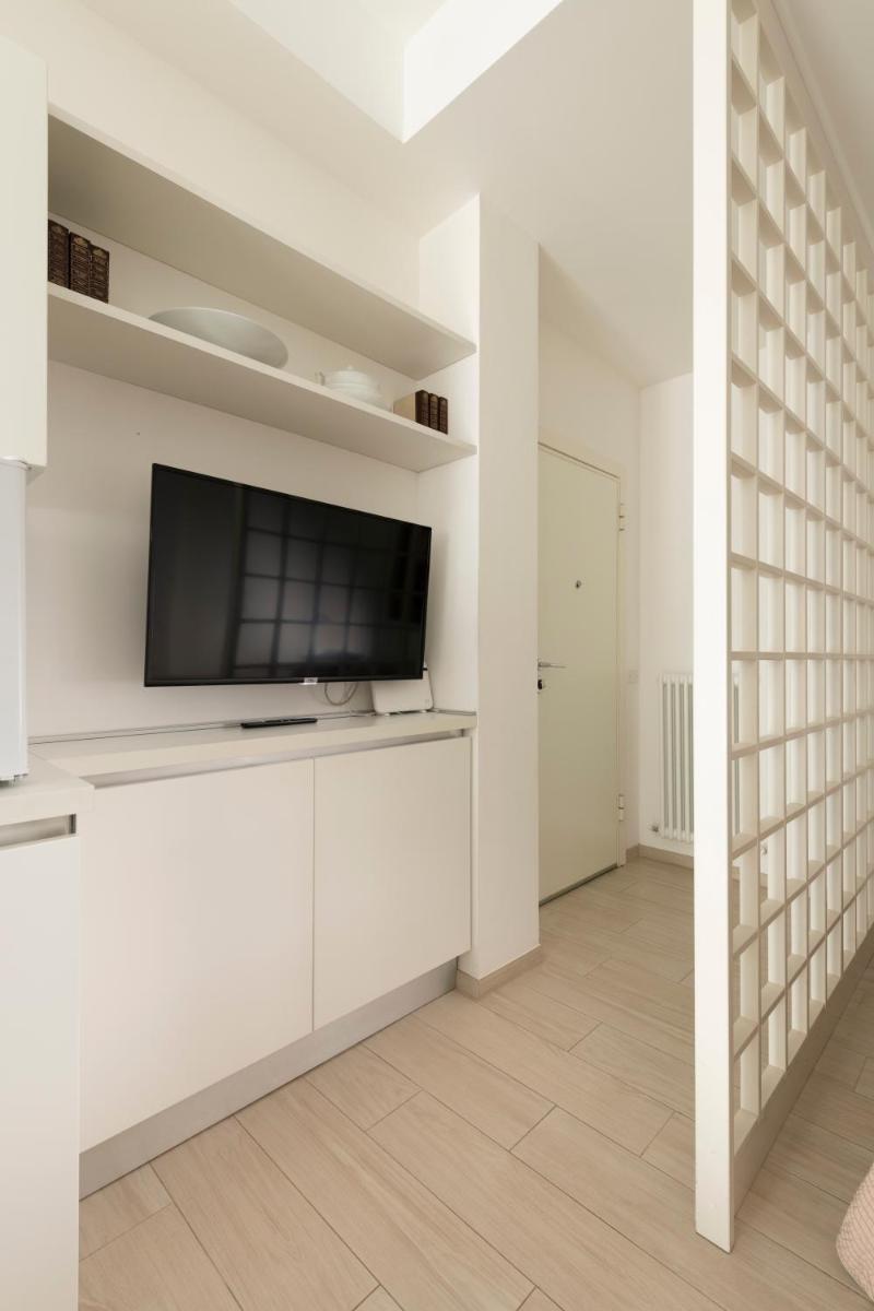 Casa Aleardi grazioso e nuovissimo monolocale con balcone - Housity
