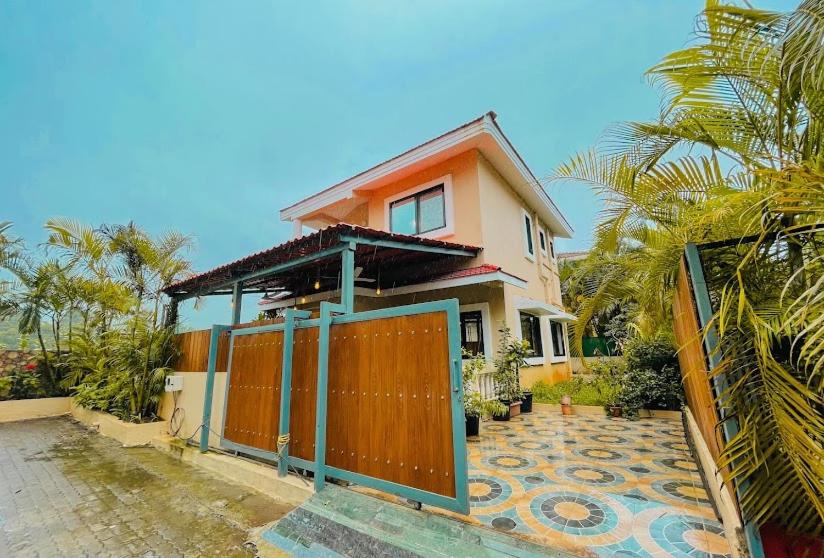 Corner House, lonavla by Meheru-4 BHK villa with pool - Housity