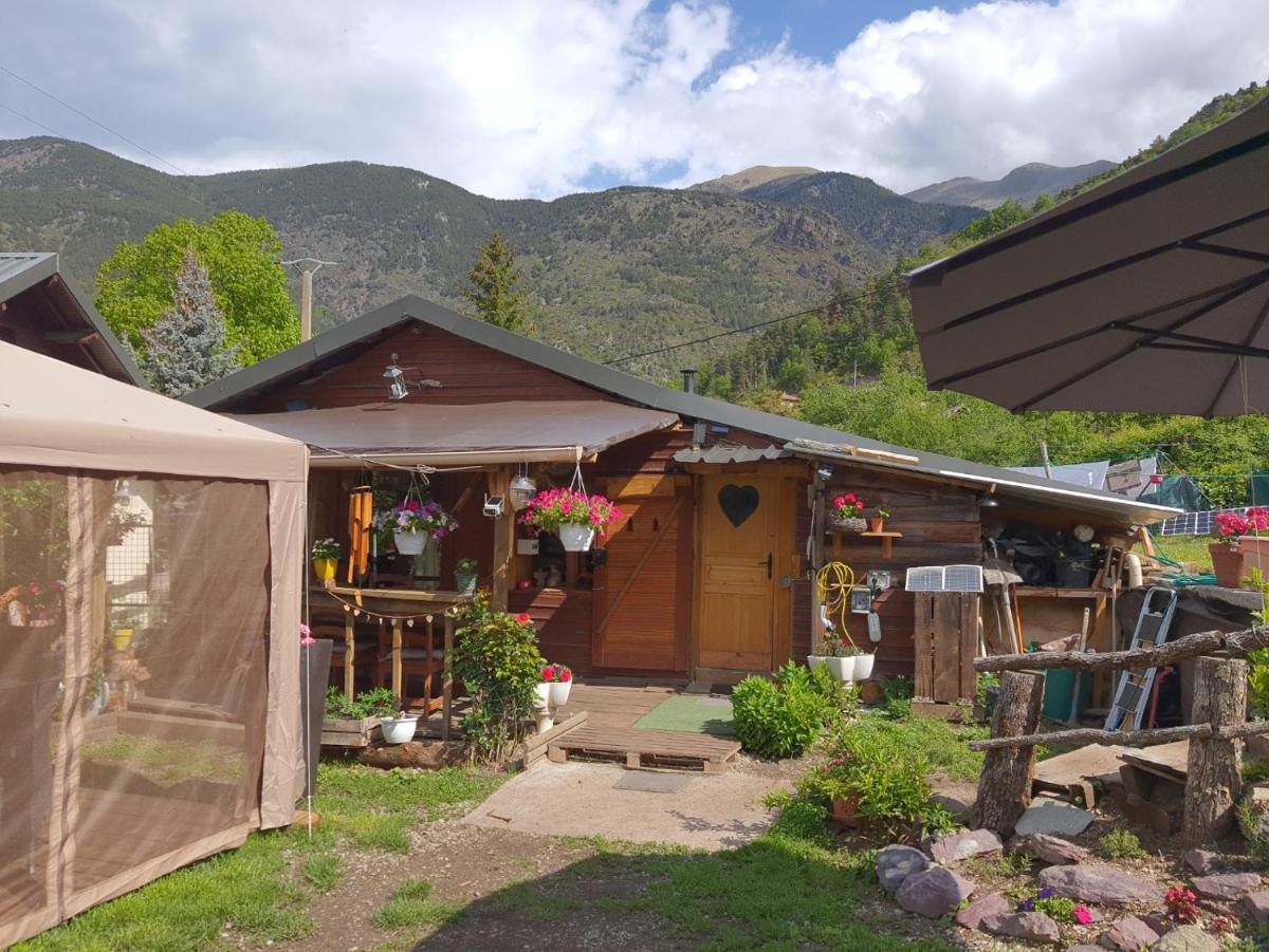 LA CABANE, petite chambre agréable dans maison en bois - Housity