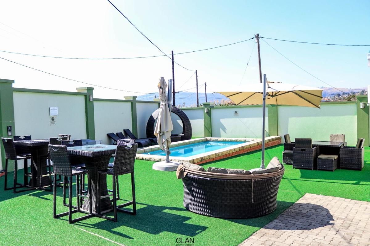 The Clan Guest House - Housity